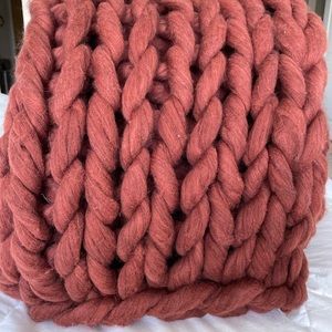 Casaluna knitted throw